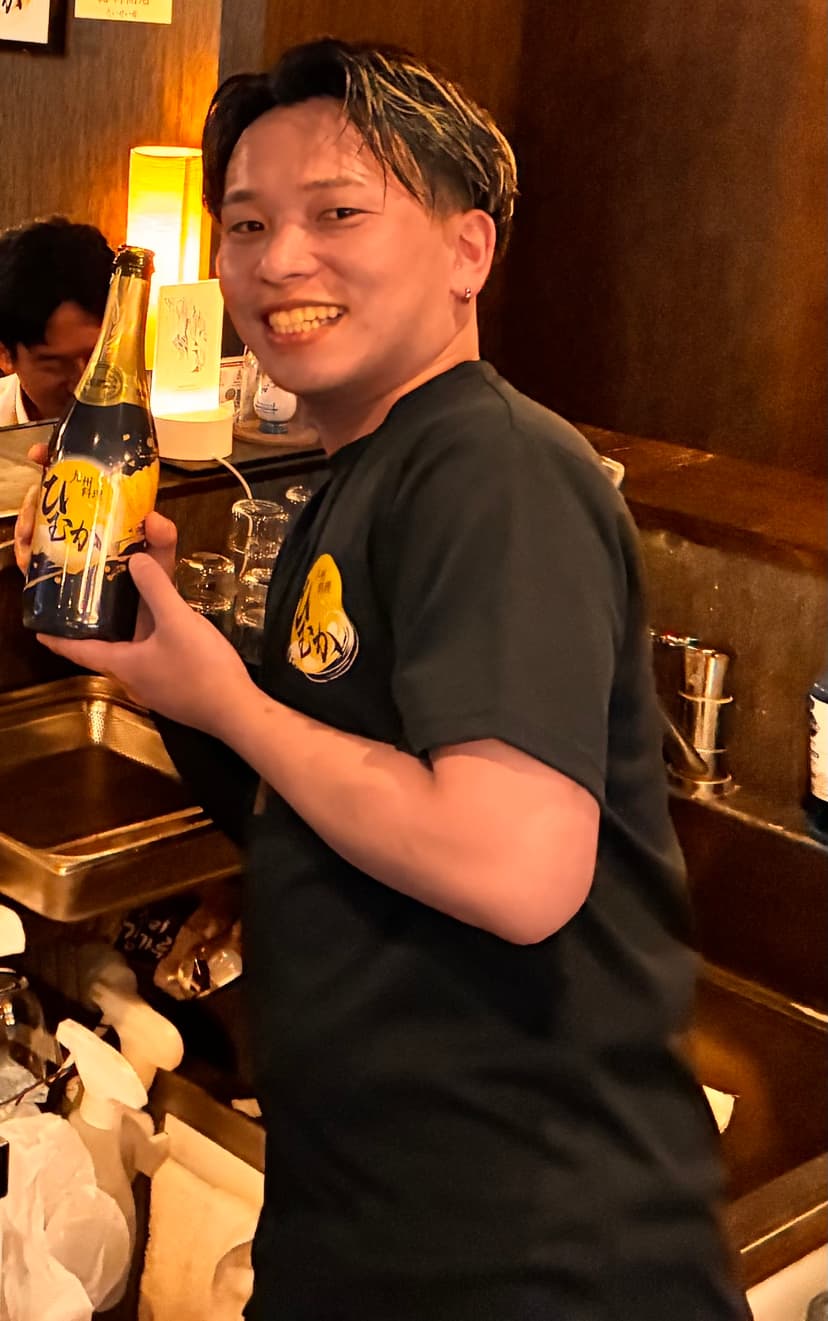 店主・泰晴